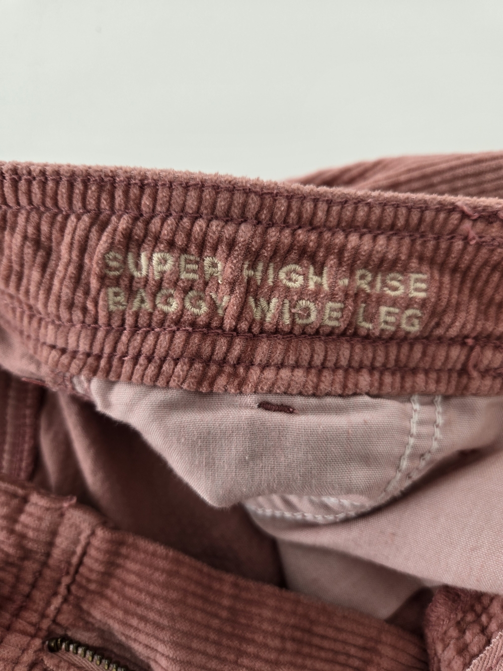 American Eagle  Corduroy Cargo Pants Dusty Pink Size 0R Y2K Wide Leg - Picture 8 of 16